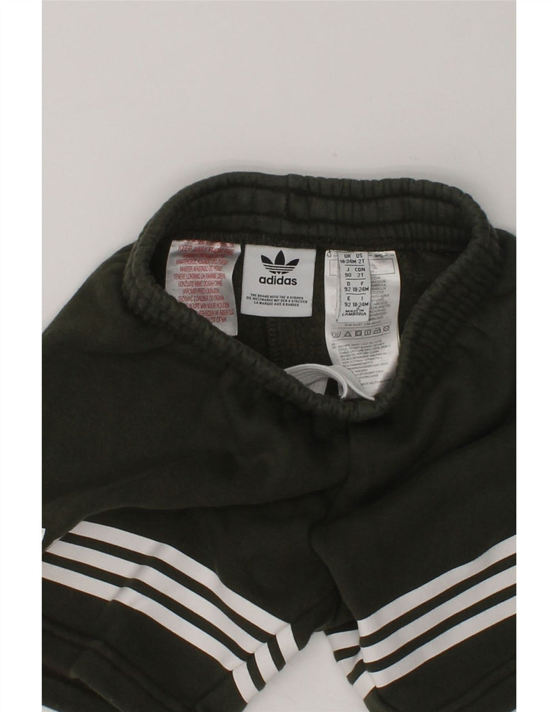 ADIDAS Baby Boys Graphic Sport Shorts 18-24 Months Khaki Cotton | Vintage Adidas | Thrift | Second-Hand Adidas | Used Clothing | Messina Hembry 