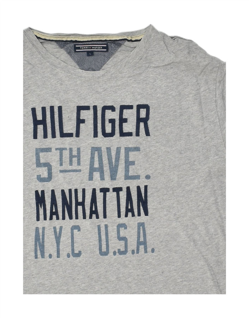 TOMMY HILFIGER Mens Graphic T-Shirt Top Large Grey Cotton | Vintage Tommy Hilfiger | Thrift | Second-Hand Tommy Hilfiger | Used Clothing | Messina Hembry 