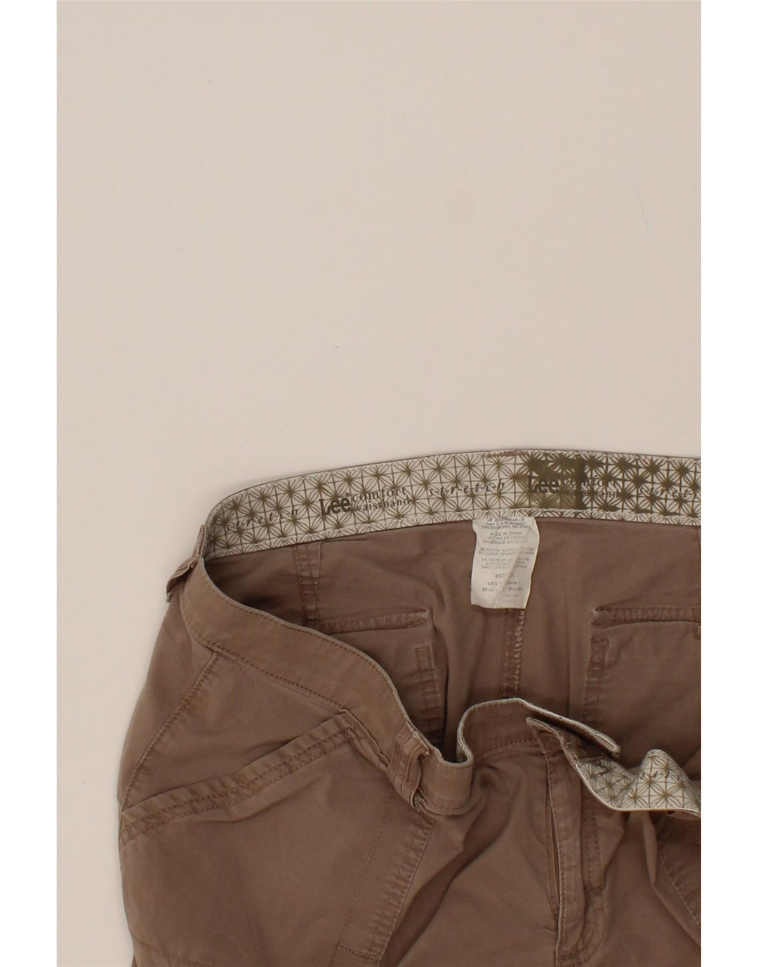 LEE Womens Chino Shorts US 18 2XL W38 Beige Cotton Vintage Lee and Second-Hand Lee from Messina Hembry 
