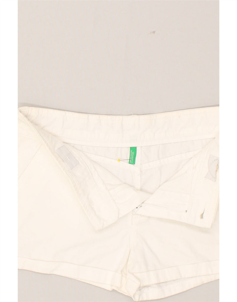 BENETTON Girls Hot Pants 15-16 Years W28  Off White Cotton | Vintage Benetton | Thrift | Second-Hand Benetton | Used Clothing | Messina Hembry 