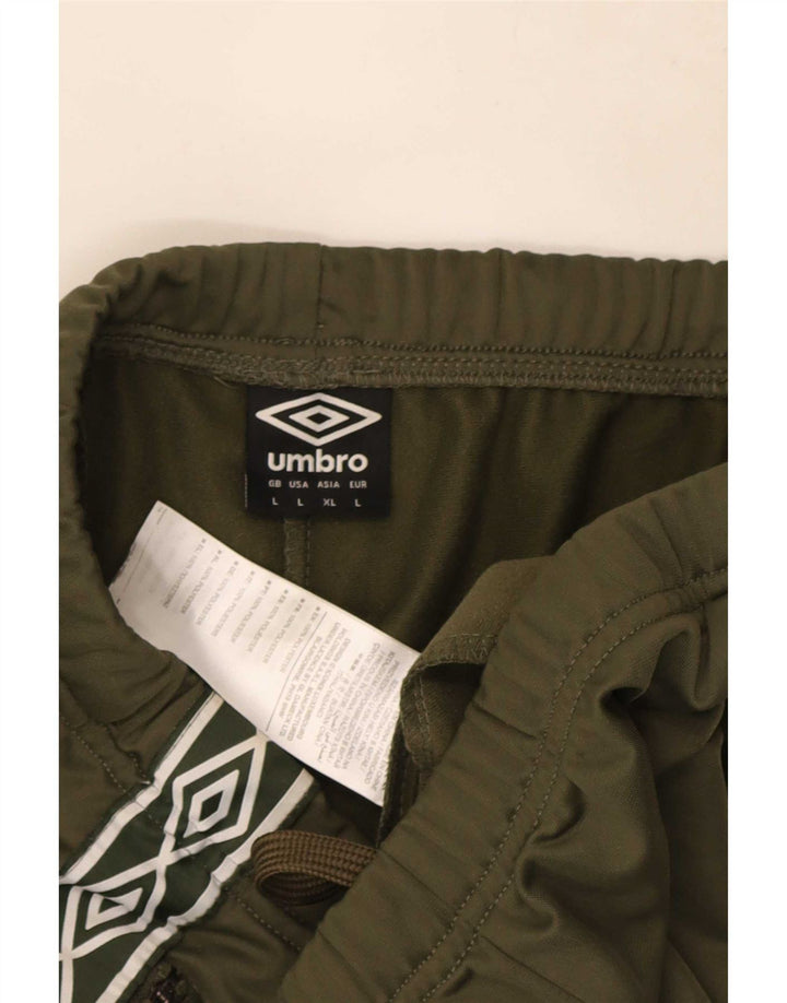 Umbro Mens Graphic Sport Shorts Large  Khaki Polyester