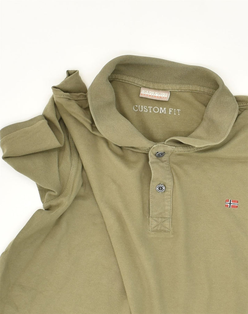 NAPAPIJRI Mens Custom Fit Polo Shirt Medium Khaki Cotton | Vintage Napapijri | Thrift | Second-Hand Napapijri | Used Clothing | Messina Hembry 