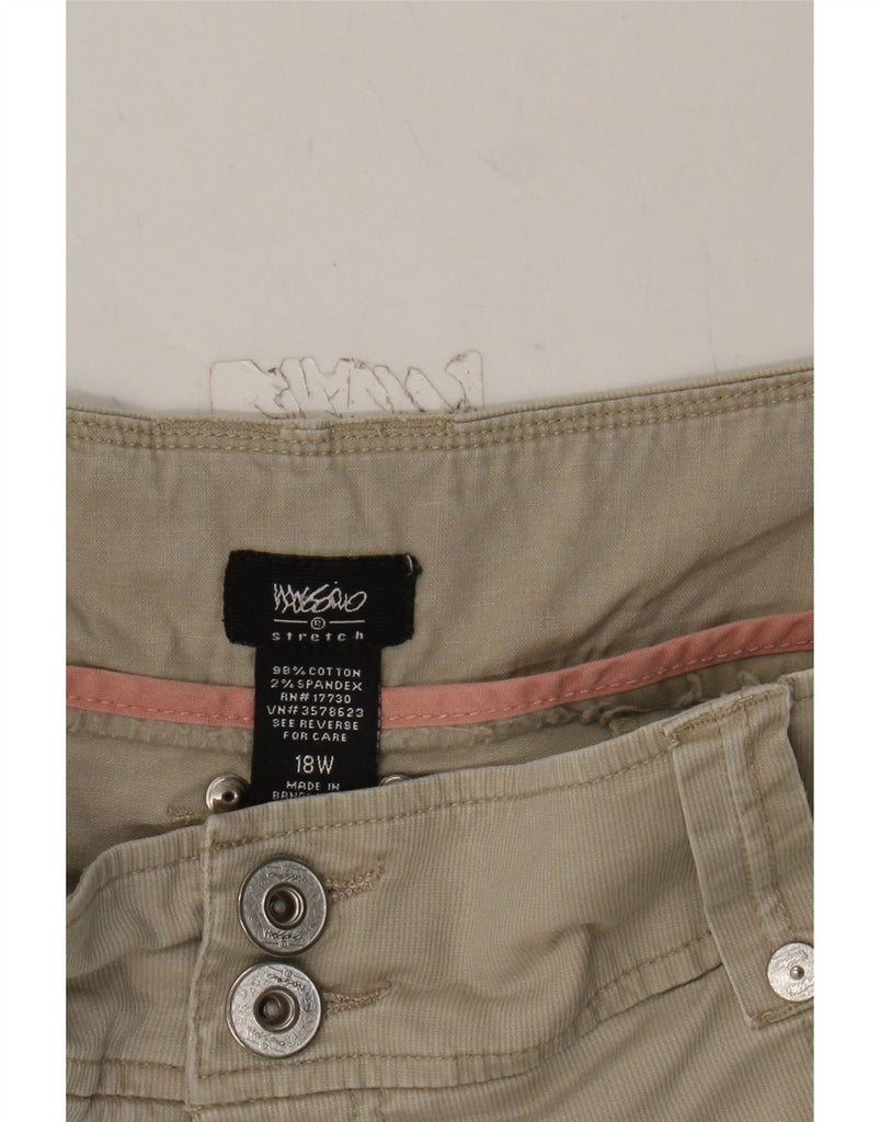 MOSSIMO Womens Chino Shorts US 18 2XL W40  Beige Cotton Vintage Mossimo and Second-Hand Mossimo from Messina Hembry 