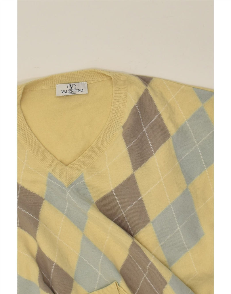 VALENTINO Mens V-Neck Jumper Sweater Large Yellow Argyle/Diamond | Vintage Valentino | Thrift | Second-Hand Valentino | Used Clothing | Messina Hembry 