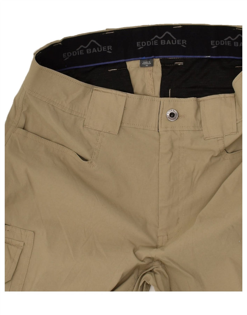 EDDIE BAUER Mens Cargo Shorts W32 Medium  Beige Nylon | Vintage Eddie Bauer | Thrift | Second-Hand Eddie Bauer | Used Clothing | Messina Hembry 