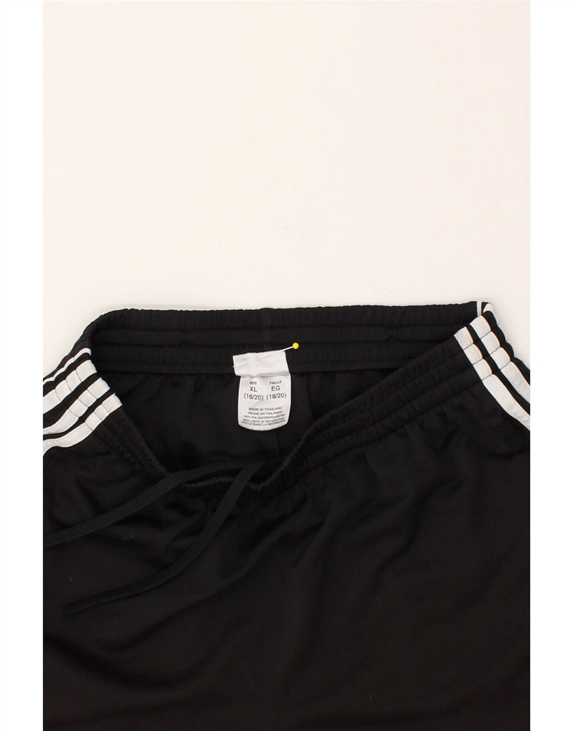 ADIDAS Boys Graphic Sport Shorts 15-16 Years XL  Black Colourblock | Vintage Adidas | Thrift | Second-Hand Adidas | Used Clothing | Messina Hembry 