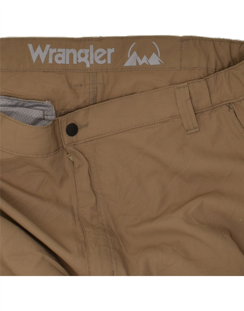 WRANGLER Mens Straight Chino Trousers W42 L30 Brown Polyester | Vintage Wrangler | Thrift | Second-Hand Wrangler | Used Clothing | Messina Hembry 