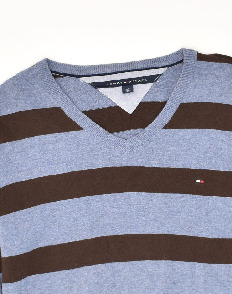 TOMMY HILFIGER Mens V-Neck Jumper Sweater Large Blue Striped Cotton | Vintage Tommy Hilfiger | Thrift | Second-Hand Tommy Hilfiger | Used Clothing | Messina Hembry 