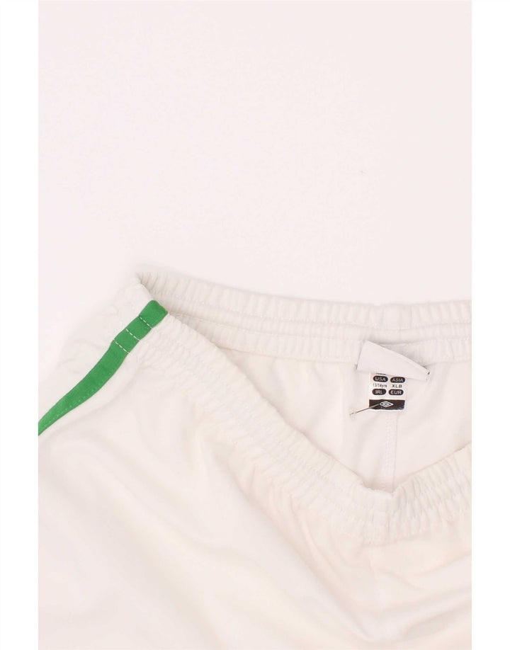 Umbro Boys Sport Shorts 13-14 Years White