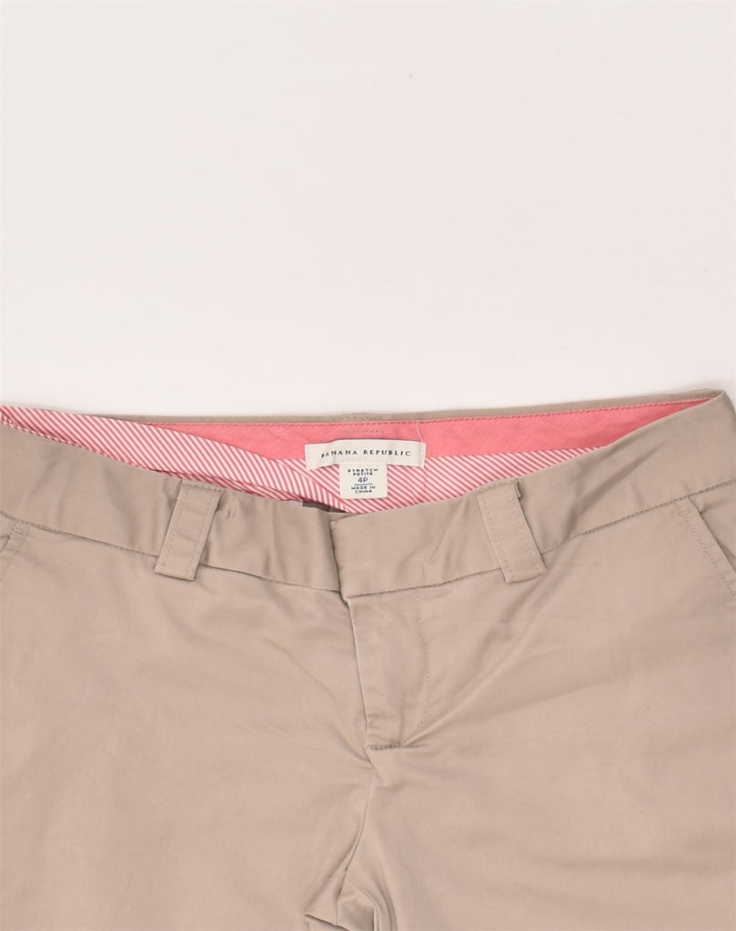 BANANA REPUBLIC Womens Petite Chino Shorts US 4 Small W28 Brown Cotton | Vintage Banana Republic | Thrift | Second-Hand Banana Republic | Used Clothing | Messina Hembry 