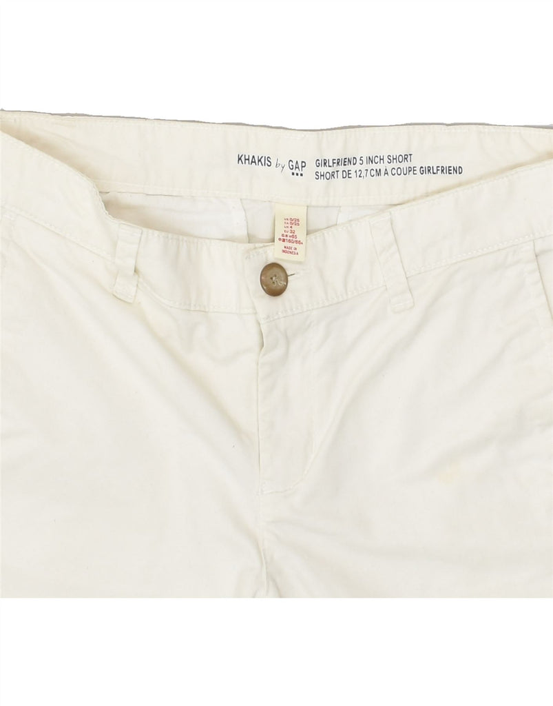 GAP Womens Low Waist Chino Shorts UK 4 XS W30 White | Vintage Gap | Thrift | Second-Hand Gap | Used Clothing | Messina Hembry 