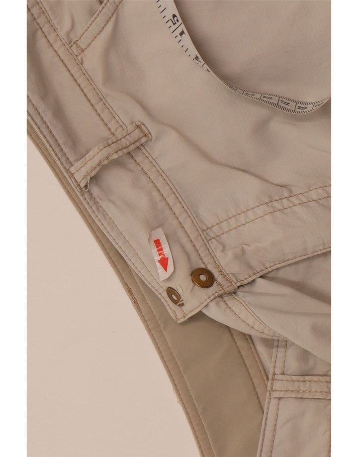 Columbia Womens Cargo Shorts US 8 Medium W30 Off White Nylon