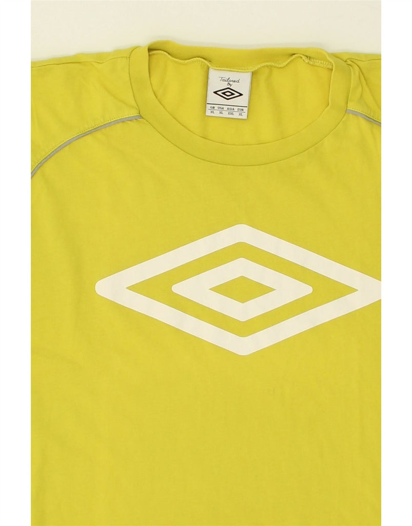 UMBRO Mens Tailored Graphic T-Shirt Top XL Yellow Cotton | Vintage Umbro | Thrift | Second-Hand Umbro | Used Clothing | Messina Hembry 