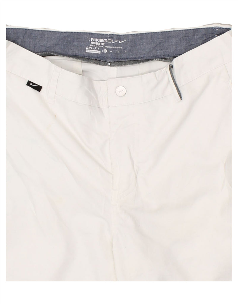 NIKE Mens Modern Fit Chino Shorts W30 Medium  White Cotton | Vintage Nike | Thrift | Second-Hand Nike | Used Clothing | Messina Hembry 