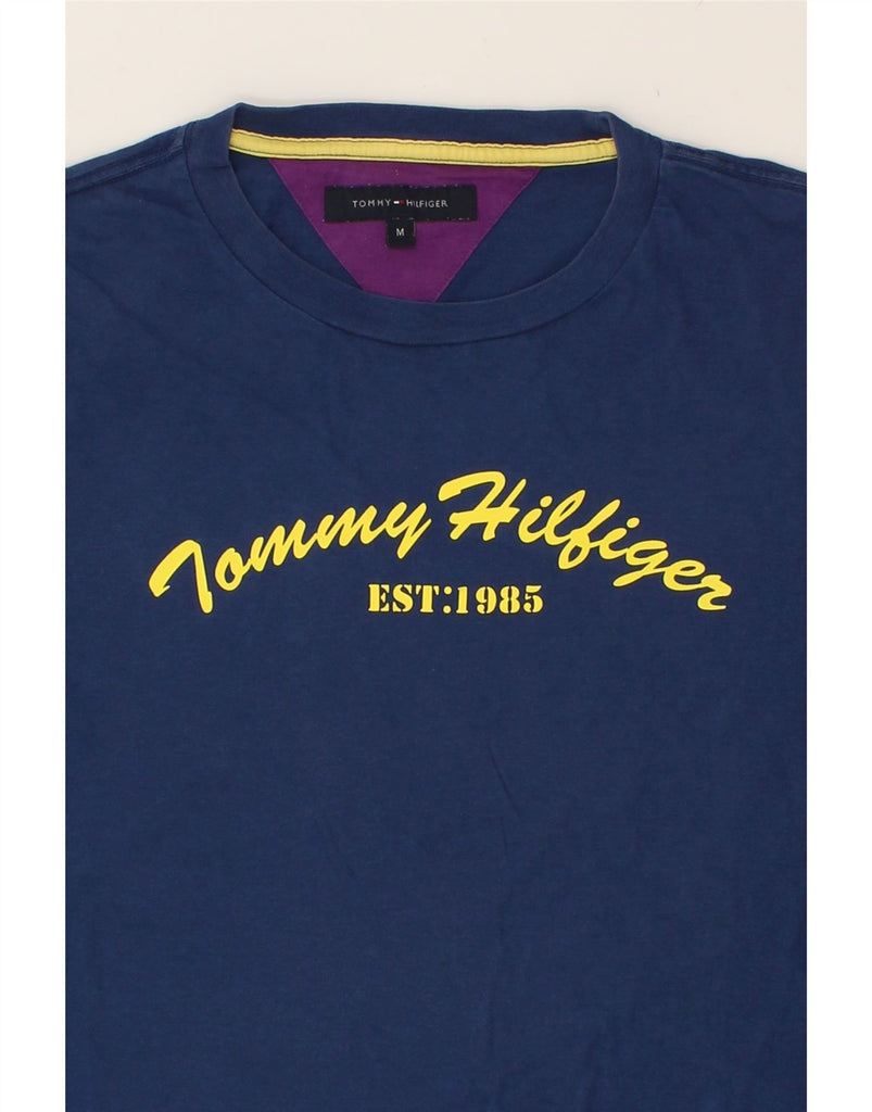 TOMMY HILFIGER Mens Graphic T-Shirt Top Medium Blue Cotton | Vintage Tommy Hilfiger | Thrift | Second-Hand Tommy Hilfiger | Used Clothing | Messina Hembry 