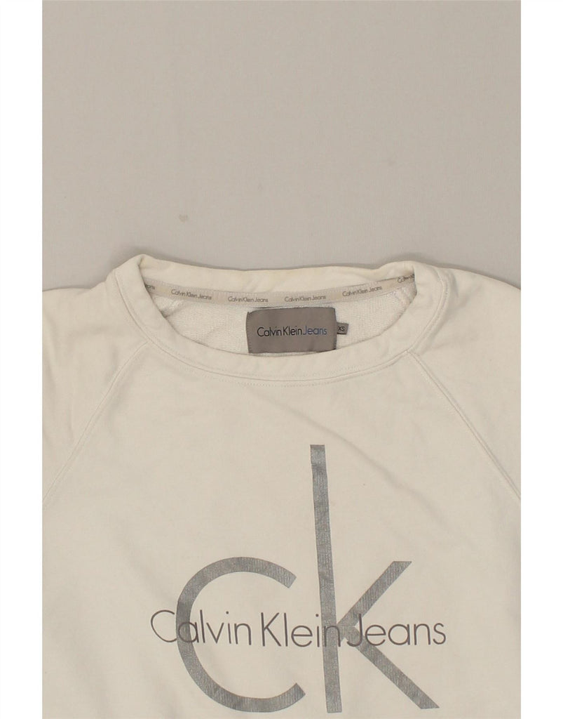 CALVIN KLEIN JEANS Womens Graphic Sweatshirt Jumper UK 6 XS White Cotton Vintage Calvin Klein Jeans and Second-Hand Calvin Klein Jeans from Messina Hembry 