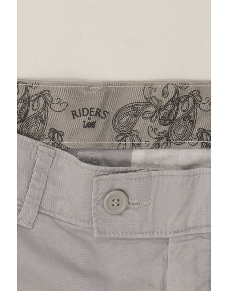LEE Womens Riders Straight Capri Trousers US 10 Large W34 L19 Grey Cotton Vintage Lee and Second-Hand Lee from Messina Hembry 