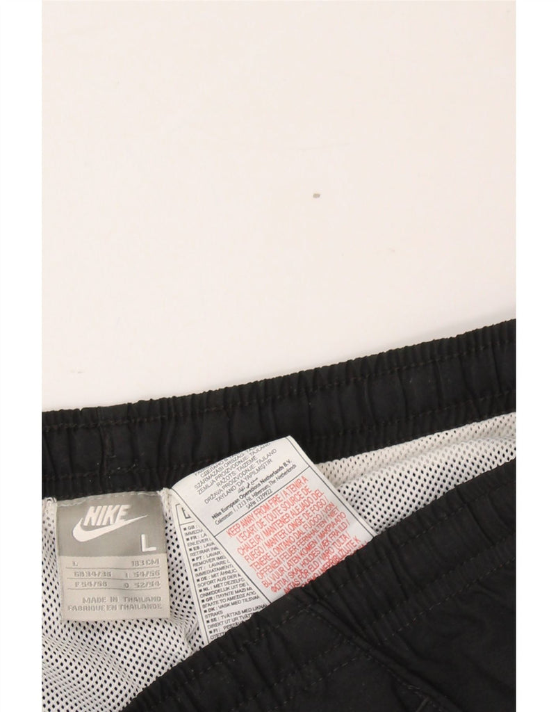 NIKE Mens Sport Shorts Large  Black Polyester Vintage Nike and Second-Hand Nike from Messina Hembry 