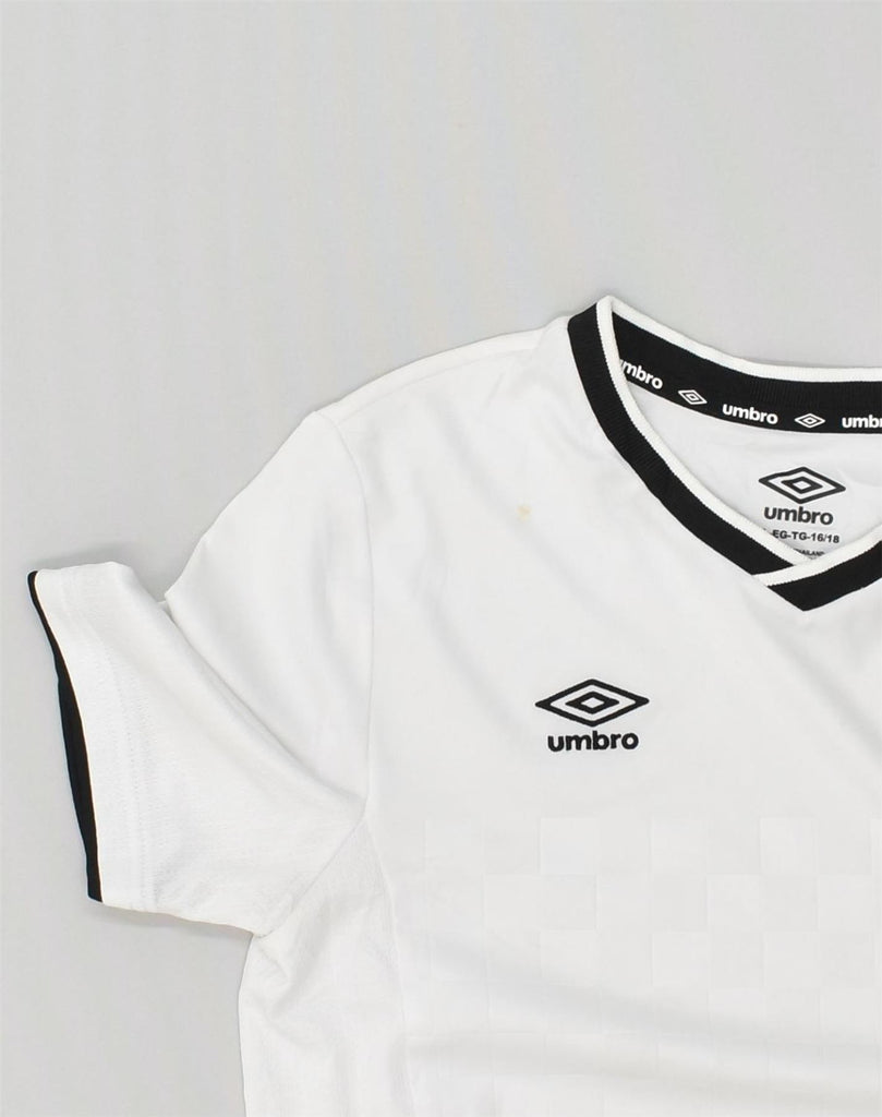 UMBRO Boys T-Shirt Top 15-16 Years XL  White Polyester | Vintage Umbro | Thrift | Second-Hand Umbro | Used Clothing | Messina Hembry 