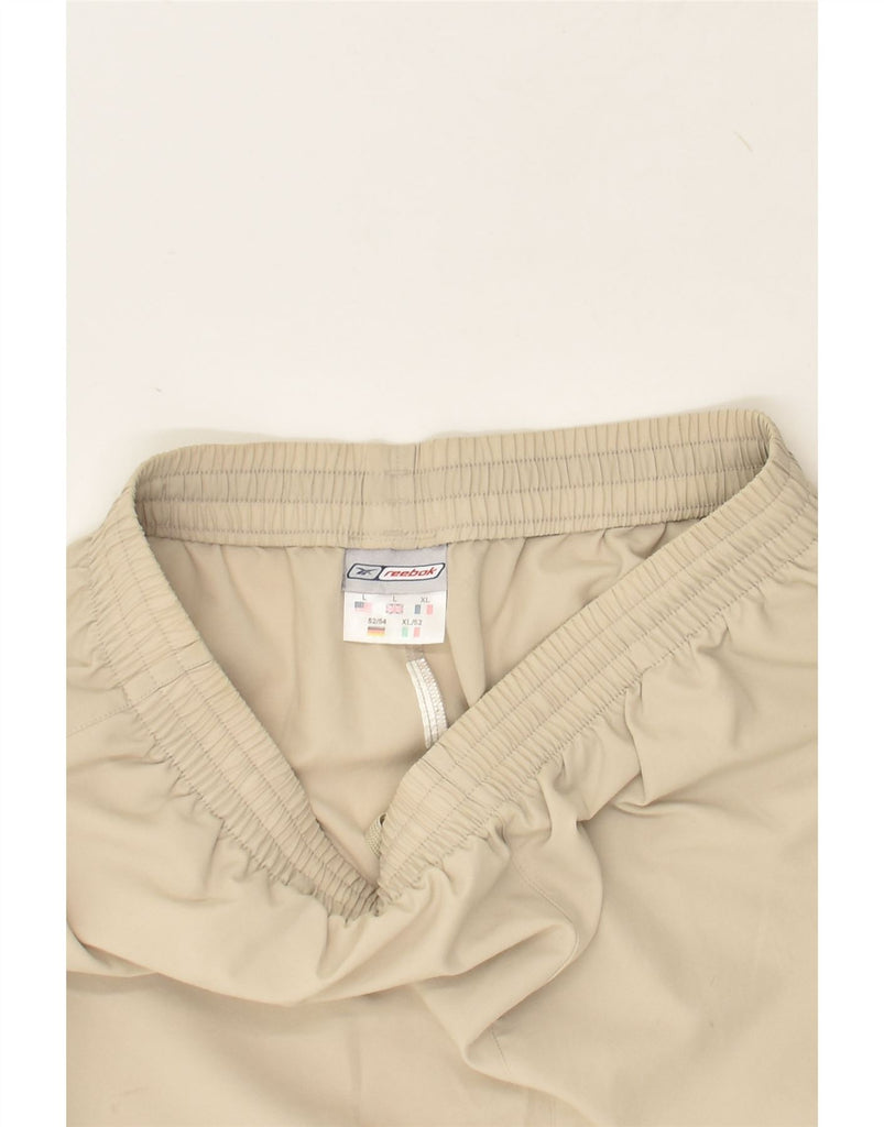 REEBOK Mens Graphic Sport Shorts Large Beige | Vintage Reebok | Thrift | Second-Hand Reebok | Used Clothing | Messina Hembry 