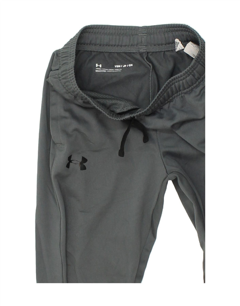 UNDER ARMOUR Boys Graphic Tracksuit Trousers Joggers 7-8 Years Small  Grey | Vintage Under Armour | Thrift | Second-Hand Under Armour | Used Clothing | Messina Hembry 