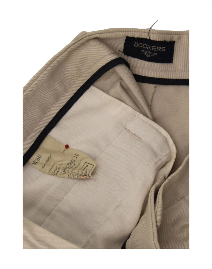 DOCKERS Mens Pegged Chino Shorts W36 Large Beige Cotton Vintage Dockers and Second-Hand Dockers from Messina Hembry 