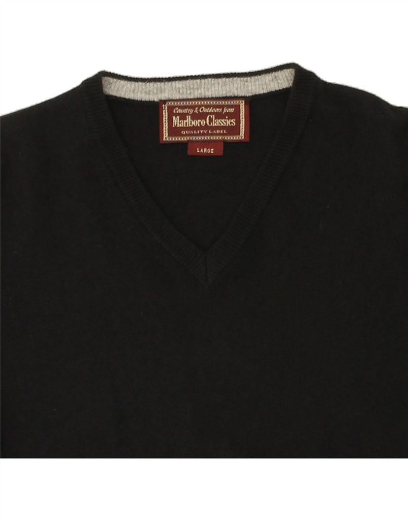 MARLBORO CLASSICS Mens V-Neck Jumper Sweater Large Black Wool | Vintage Marlboro Classics | Thrift | Second-Hand Marlboro Classics | Used Clothing | Messina Hembry 