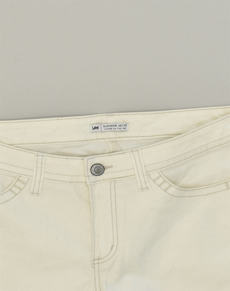 LEE Womens Low Waist Denim Shorts W34 Large White Cotton | Vintage Lee | Thrift | Second-Hand Lee | Used Clothing | Messina Hembry 