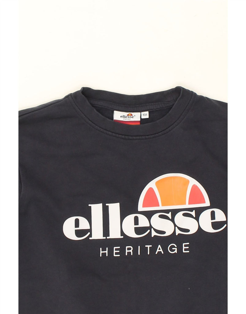 ELLESSE Boys Heritage Graphic Sweatshirt Jumper 9-10 Years Navy Blue | Vintage Ellesse | Thrift | Second-Hand Ellesse | Used Clothing | Messina Hembry 