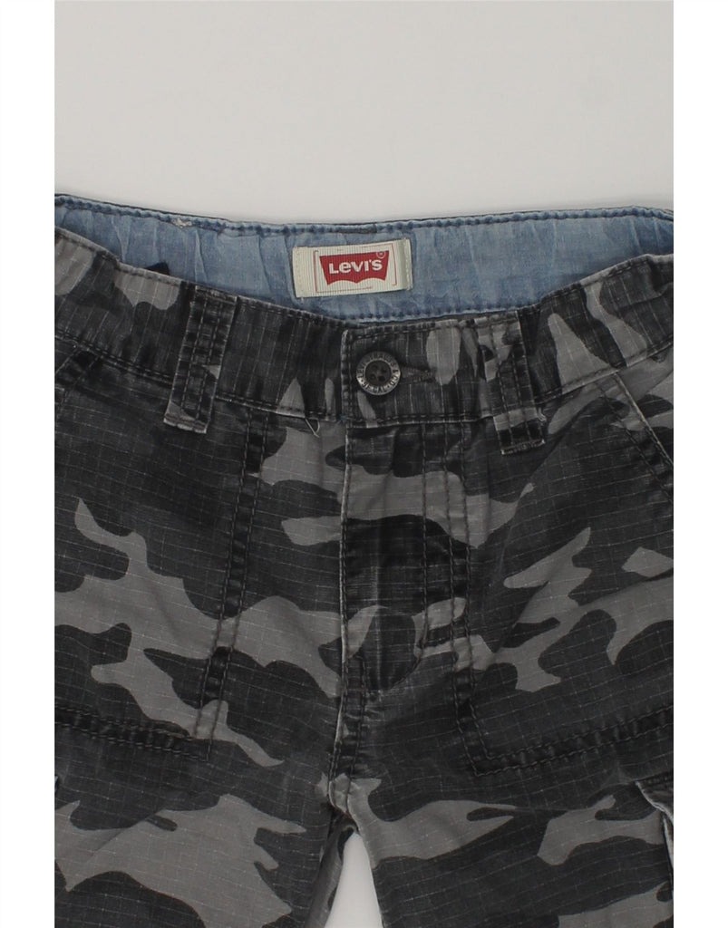 LEVI'S Boys Cargo Shorts 5-6 Years W22  Grey Camouflage Cotton | Vintage Levi's | Thrift | Second-Hand Levi's | Used Clothing | Messina Hembry 