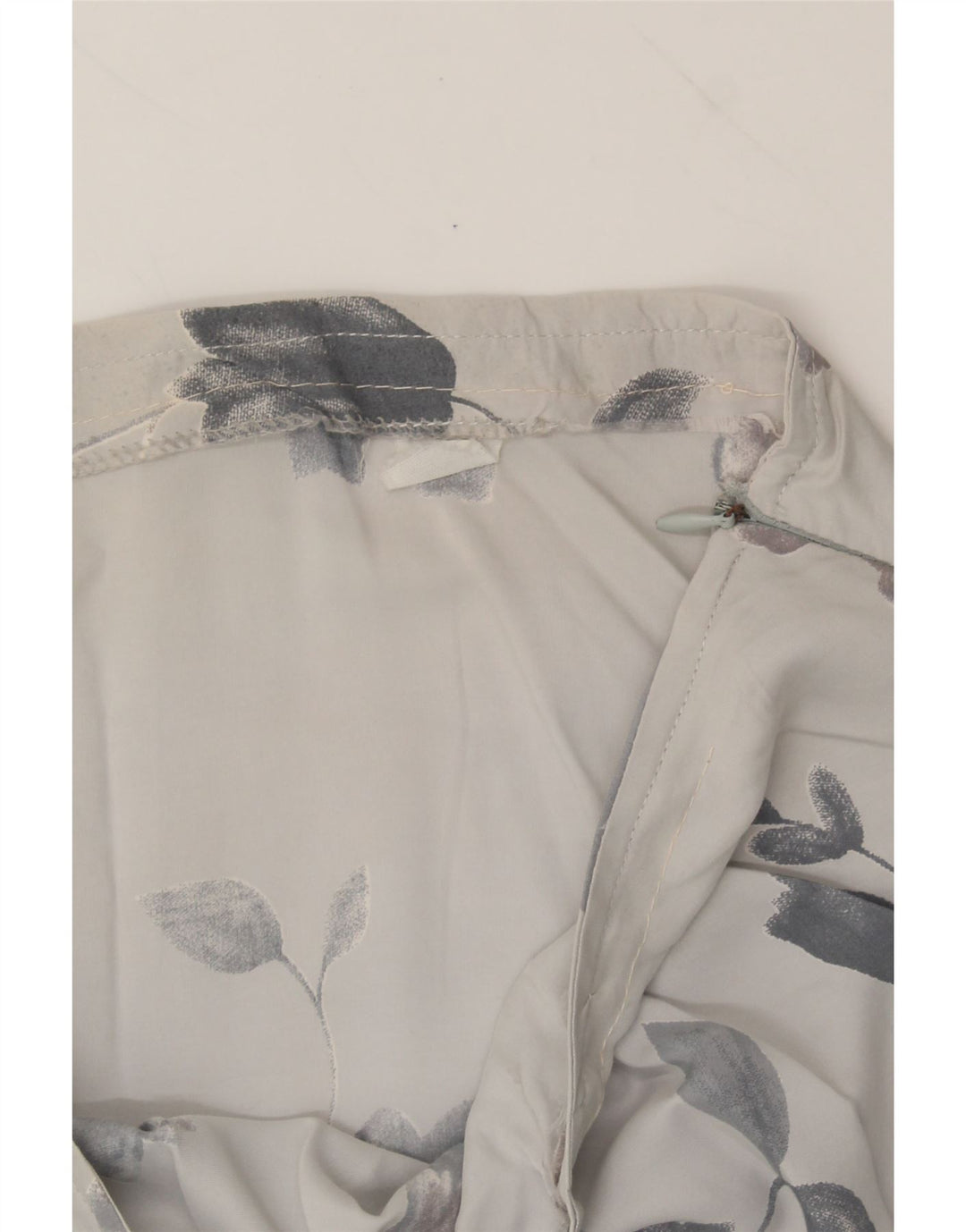 VINTAGE Womens Maxi Skirt W30 Medium White Floral Vintage Vintage and Second-Hand Vintage from Messina Hembry 