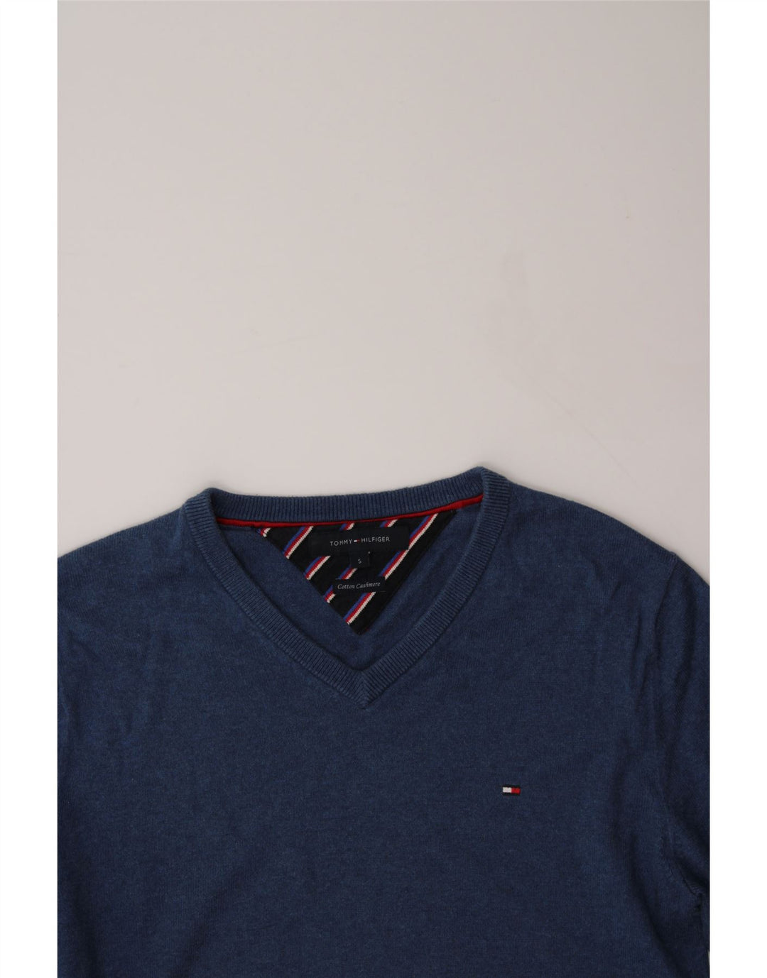 TOMMY HILFIGER Mens V-Neck Jumper Sweater Small Blue Cotton Vintage Tommy Hilfiger and Second-Hand Tommy Hilfiger from Messina Hembry 