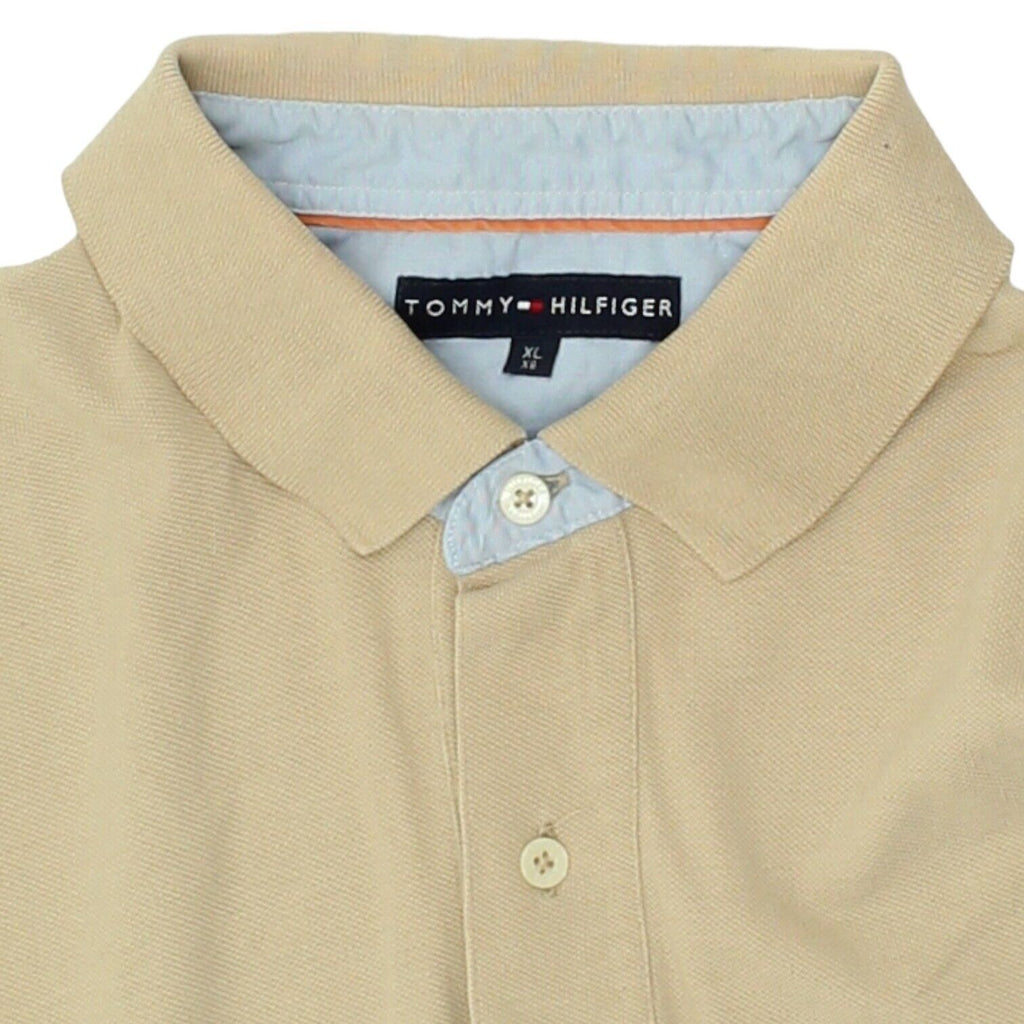 Tommy Hilfiger Small Logo Mens Beige Polo Shirt | Vintage Designer Top VTG | Vintage Messina Hembry | Thrift | Second-Hand Messina Hembry | Used Clothing | Messina Hembry 