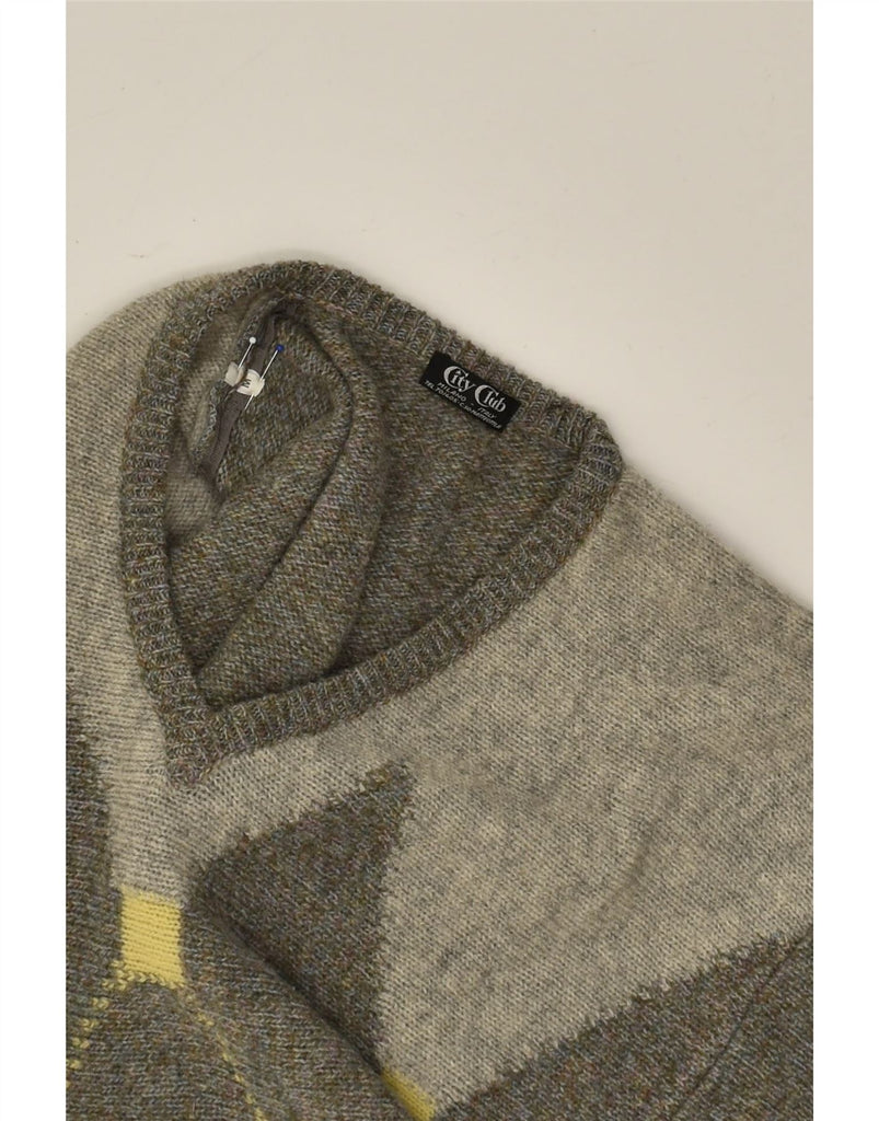 VINTAGE Mens V-Neck Jumper Sweater Medium Grey Argyle/Diamond New Wool | Vintage Vintage | Thrift | Second-Hand Vintage | Used Clothing | Messina Hembry 