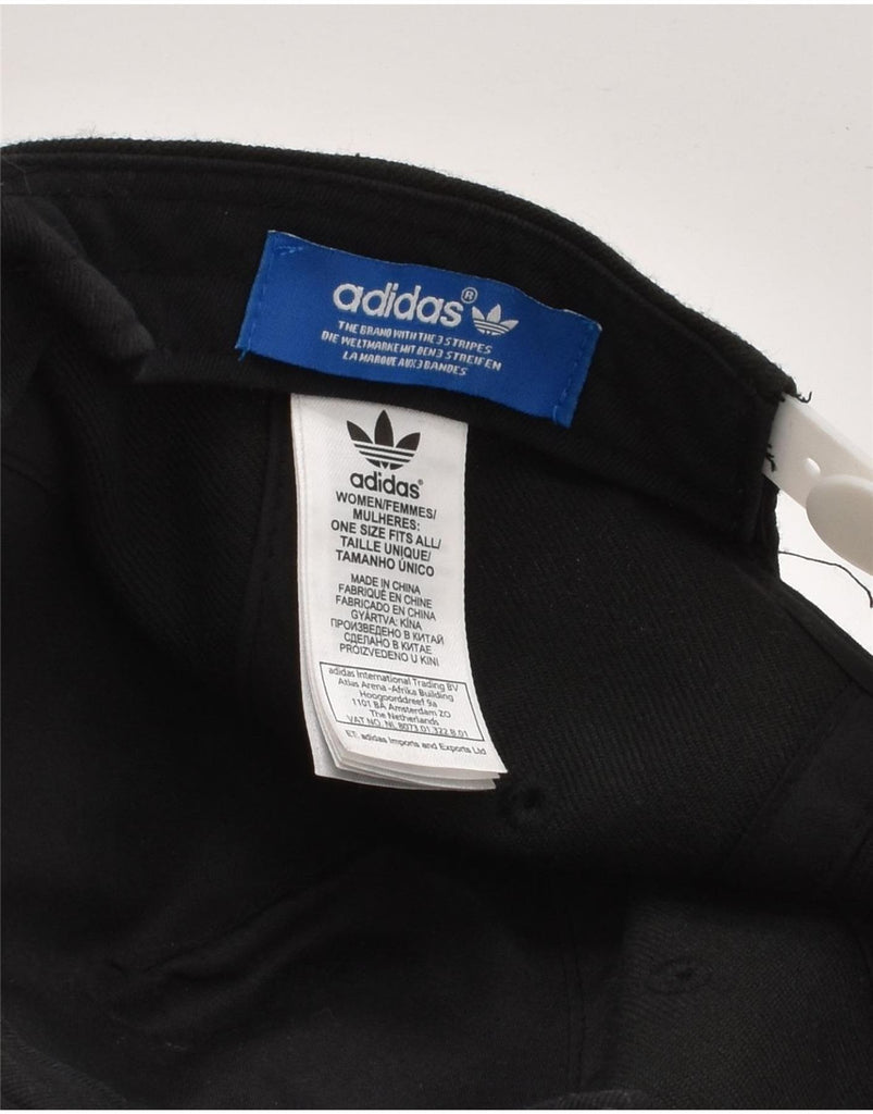 ADIDAS Womens Graphic Snapback Cap One Size Black Acrylic | Vintage Adidas | Thrift | Second-Hand Adidas | Used Clothing | Messina Hembry 