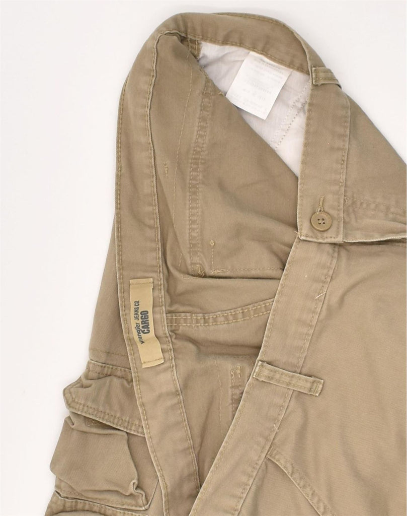 WRANGLER Mens Straight Cargo Trousers W42 L30 Beige Cotton | Vintage Wrangler | Thrift | Second-Hand Wrangler | Used Clothing | Messina Hembry 