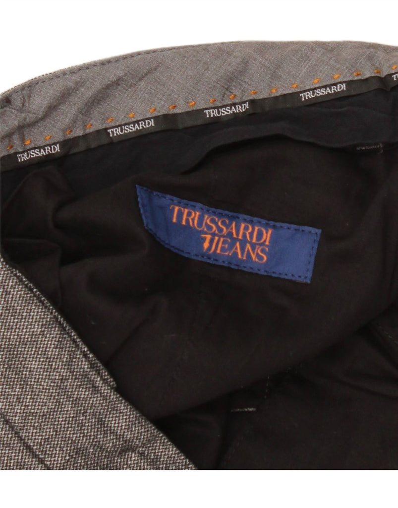 TRUSSARDI Mens Skinny Suit Trousers IT 54 2XL W36 L34 Grey Polyester Vintage Trussardi and Second-Hand Trussardi from Messina Hembry 