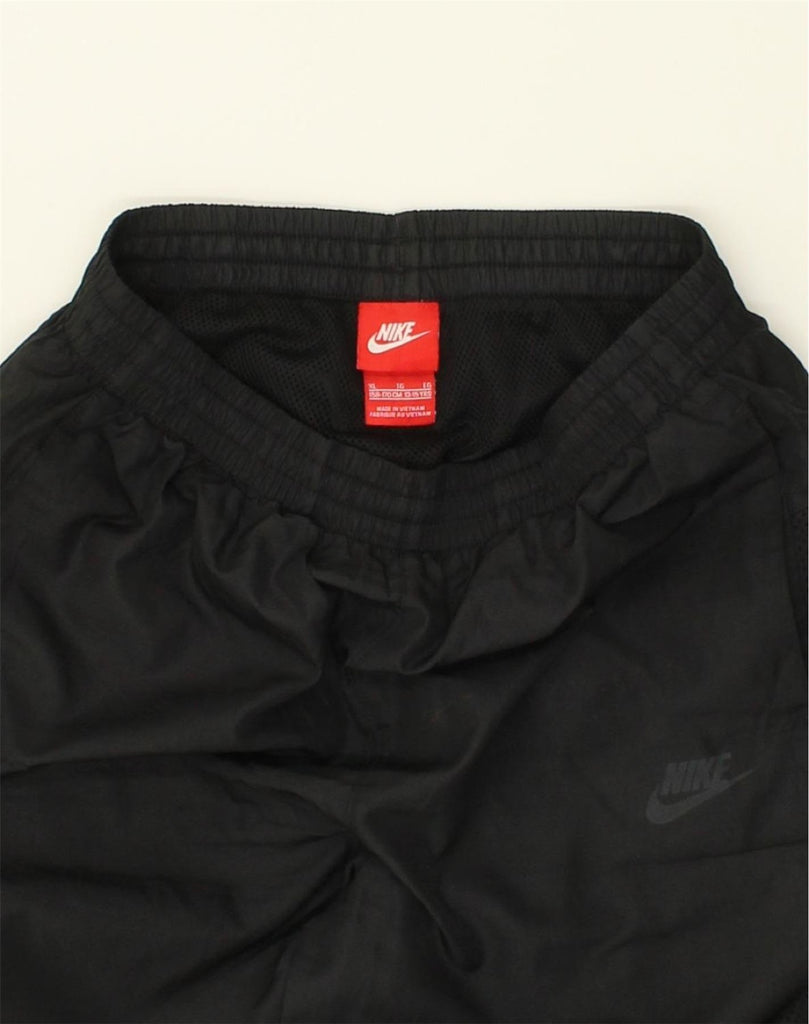 NIKE Boys Graphic Tracksuit Trousers Joggers 13-14 Years XL Black | Vintage Nike | Thrift | Second-Hand Nike | Used Clothing | Messina Hembry 