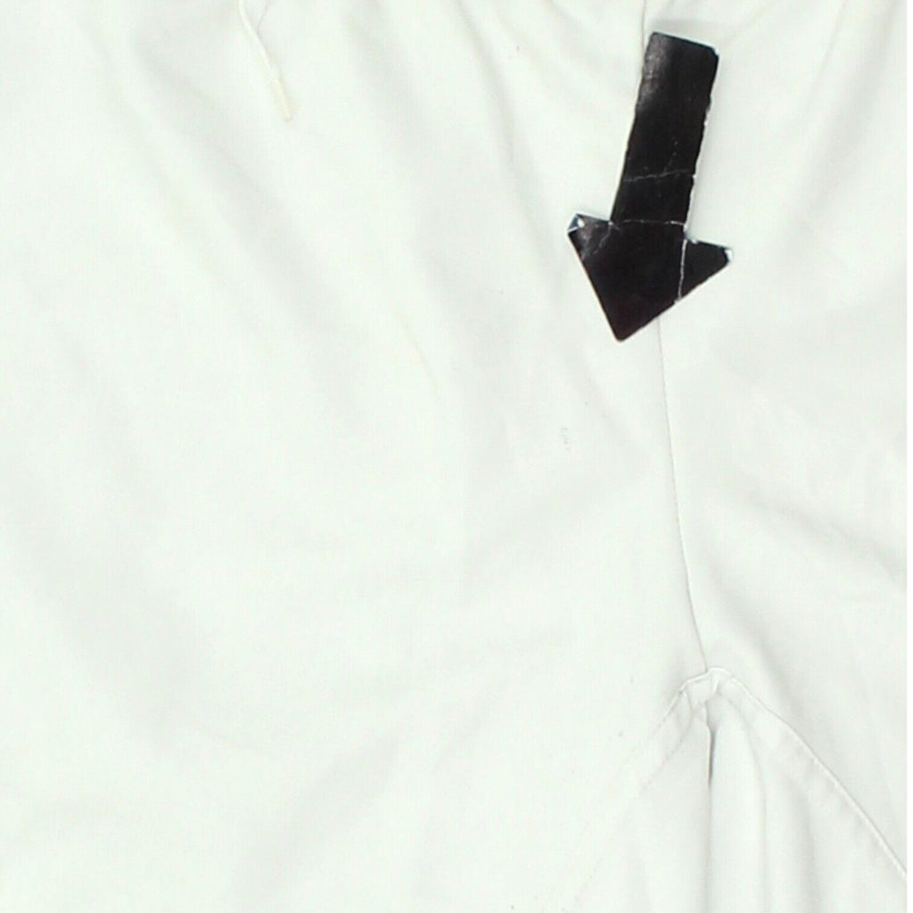 England 2009-10 Umbro Mens White Shorts | Vintage Football Sportswear VTG | Vintage Messina Hembry | Thrift | Second-Hand Messina Hembry | Used Clothing | Messina Hembry 