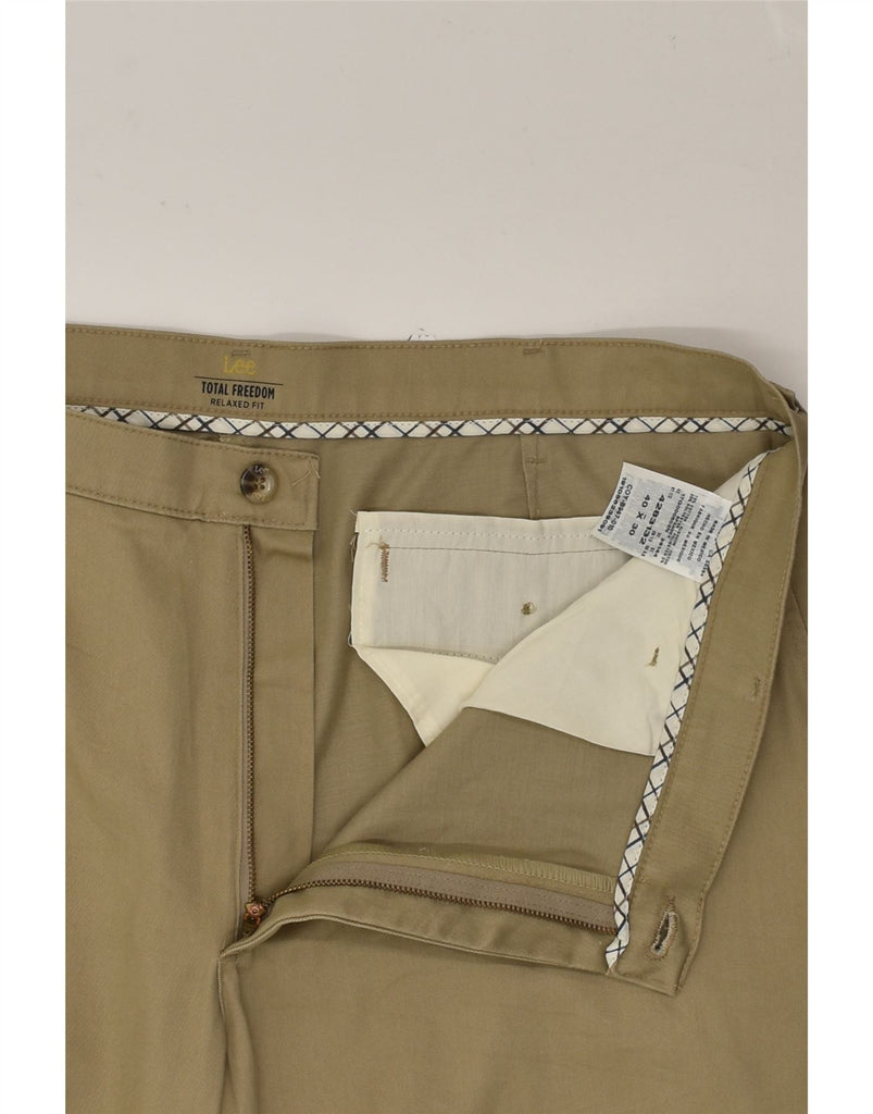 LEE Mens Relaxed Fit Chino Trousers W40 L30 Beige Cotton | Vintage Lee | Thrift | Second-Hand Lee | Used Clothing | Messina Hembry 