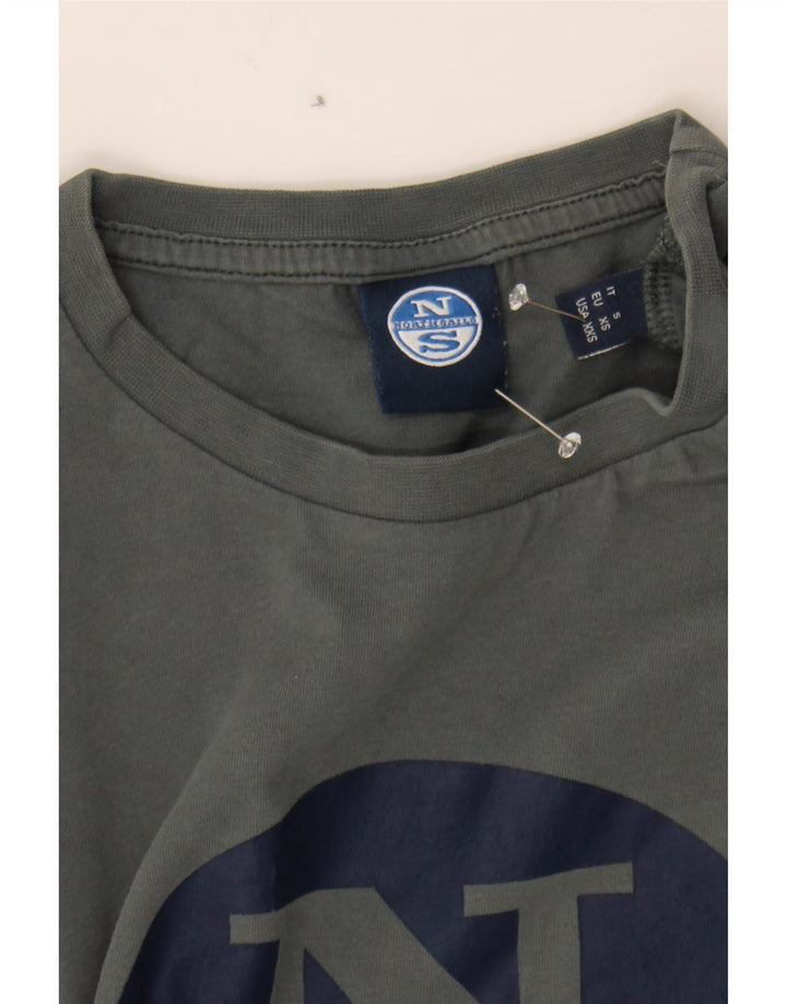 NORTH SAILS Mens Graphic T-Shirt Top XS Grey Cotton Vintage North Sails and Second-Hand North Sails from Messina Hembry 