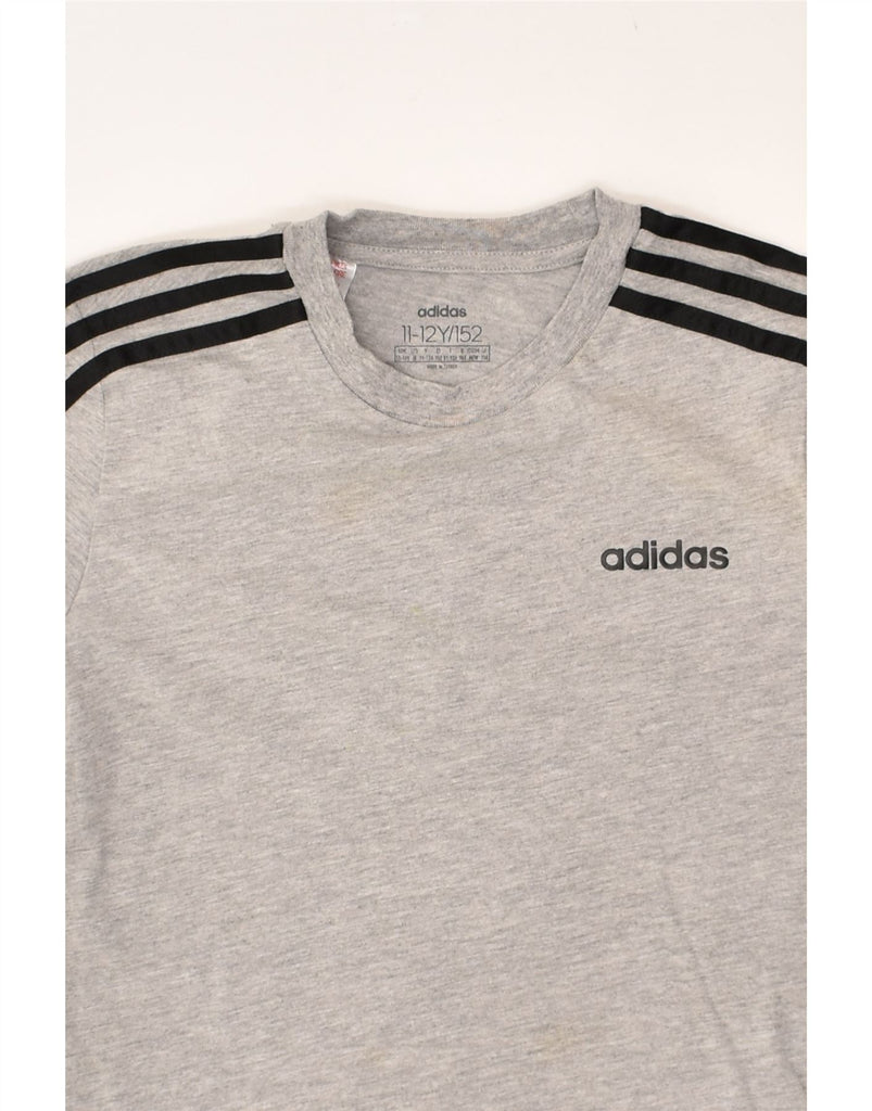 ADIDAS Boys T-Shirt Top 11-12 Years Grey Cotton | Vintage Adidas | Thrift | Second-Hand Adidas | Used Clothing | Messina Hembry 