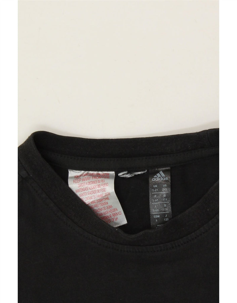 ADIDAS Boys Graphic T-Shirt Top 5-6 Years Black Vintage Adidas and Second-Hand Adidas from Messina Hembry 