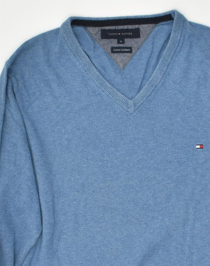 TOMMY HILFIGER Mens V-Neck Jumper Sweater Medium Blue Cotton | Vintage Tommy Hilfiger | Thrift | Second-Hand Tommy Hilfiger | Used Clothing | Messina Hembry 