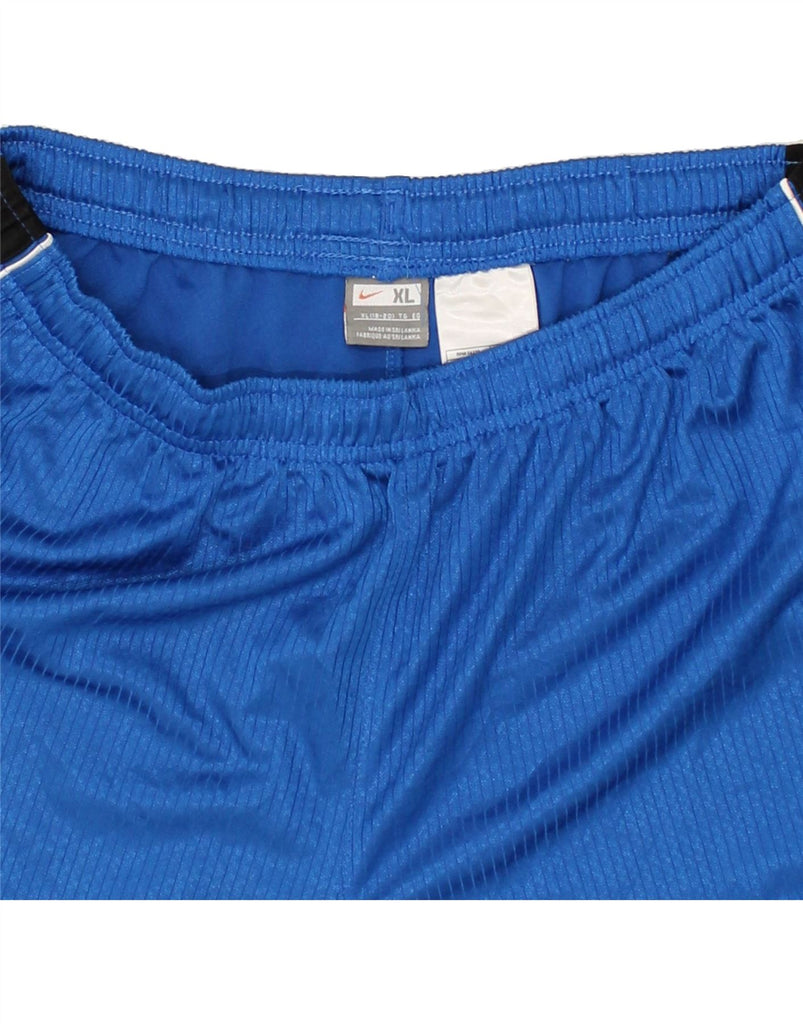 NIKE Boys Tall Sport Shorts 15-16 Years XL  Blue Colourblock Polyester | Vintage Nike | Thrift | Second-Hand Nike | Used Clothing | Messina Hembry 