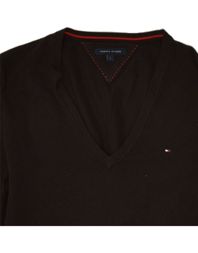 TOMMY HILFIGER Womens V-Neck Jumper Sweater UK 14 Large Brown Cotton | Vintage Tommy Hilfiger | Thrift | Second-Hand Tommy Hilfiger | Used Clothing | Messina Hembry 