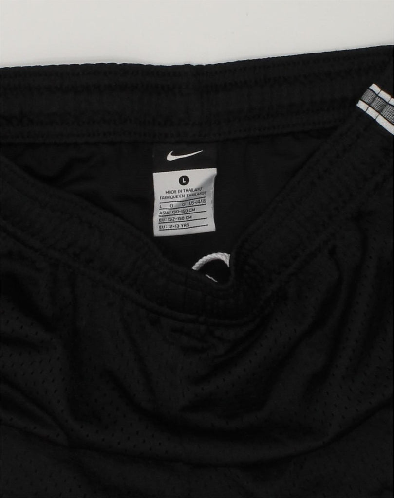 NIKE Boys Sport Shorts 12-13 Years Large Black Polyester | Vintage Nike | Thrift | Second-Hand Nike | Used Clothing | Messina Hembry 