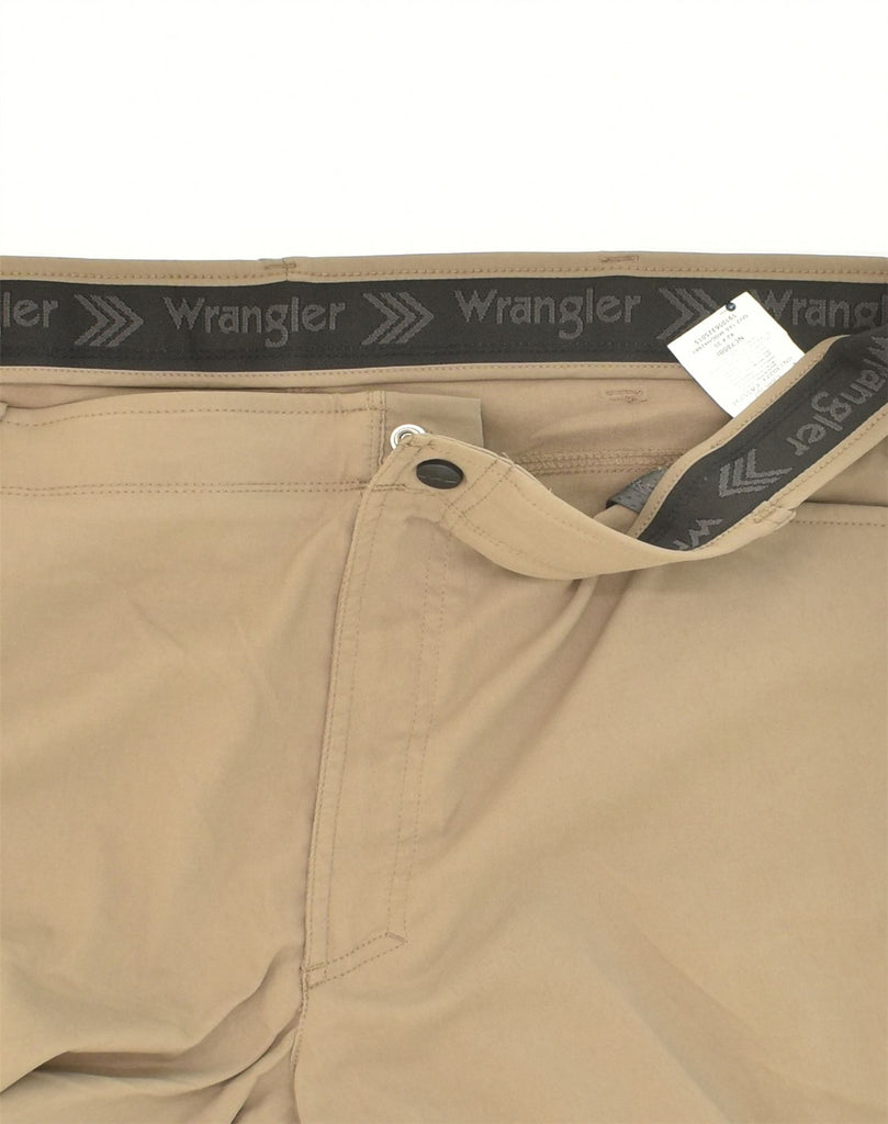 WRANGLER Mens Straight Cargo Trousers W42 L30  Brown Cotton | Vintage Wrangler | Thrift | Second-Hand Wrangler | Used Clothing | Messina Hembry 