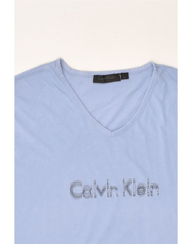 CALVIN KLEIN Womens Graphic T-Shirt Top UK 18 XL Blue Cotton | Vintage Calvin Klein | Thrift | Second-Hand Calvin Klein | Used Clothing | Messina Hembry 