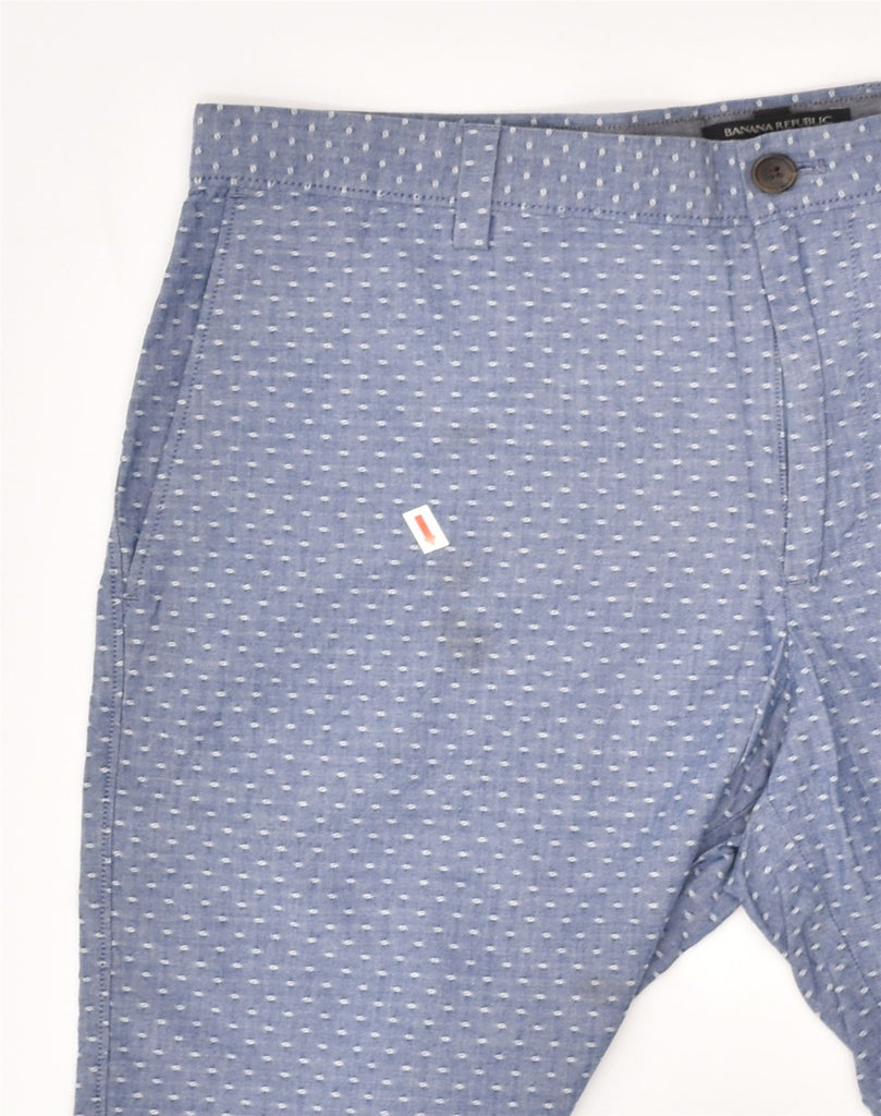 BANANA REPUBLIC Mens Chino Shorts W34 Large Blue Polka Dot Cotton | Vintage Banana Republic | Thrift | Second-Hand Banana Republic | Used Clothing | Messina Hembry 